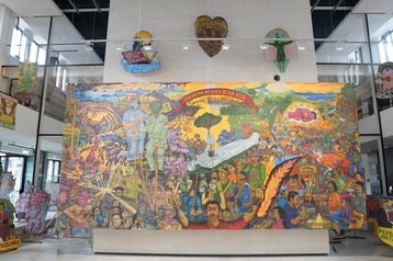 Das neueste Großgemälde des Kollektivs Taring Padi: Heute die anderen, morgen wir entstand 2021 für die documenta fifteen. © Taring Padi