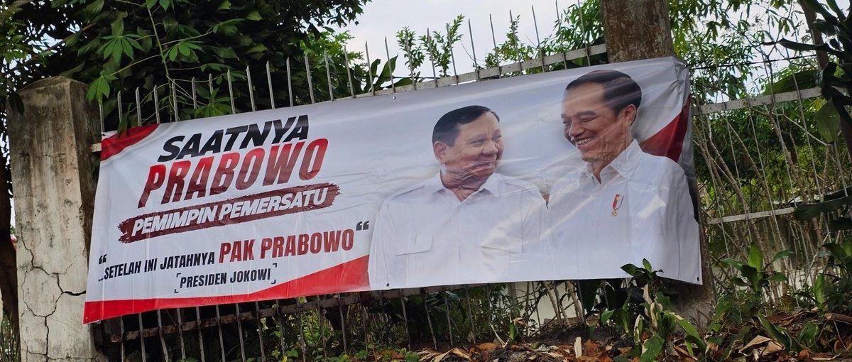 Könnte Jokowis Nachfolger werden: Prabowo Subianto. Wahlplakat in Jakarta. © Hendra Pasuhuk