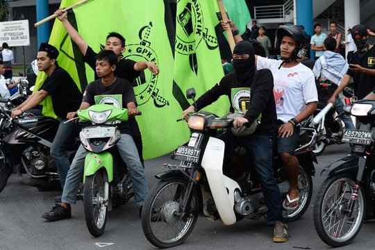 Anhänger der Jugendorganisation GPK Fanatik (Gerakan Pemuda Ka`bah Fanatik = Fanatische Kaaba Jugendbewegung) in Yogyakarta sind häufig gewaltbereit. © Christina Schott