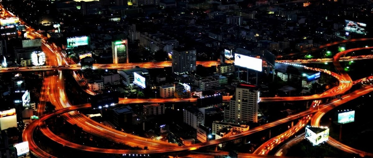 Infrastruktur steht schon seit langem im Fokus der Entwicklungshilfe. © CC BY-NC-ND 2.0/Ferry Octavian 