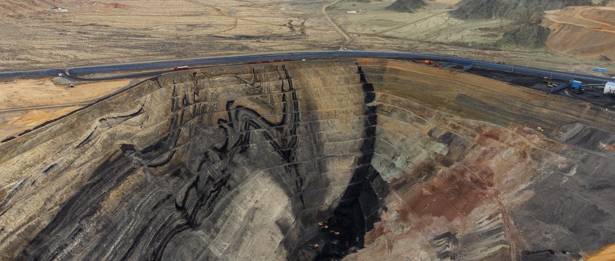 Die Region Qinghai erlitt durch illegalen Kohleabbau massive Umweltschäden. Foto: 李大毛 没有猫 darmau @ Unsplash 