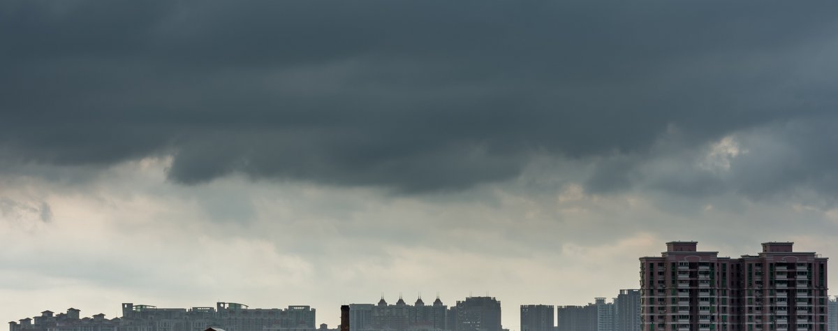 Wolken über der Sun Yat-sen Universität in Guangzhou.